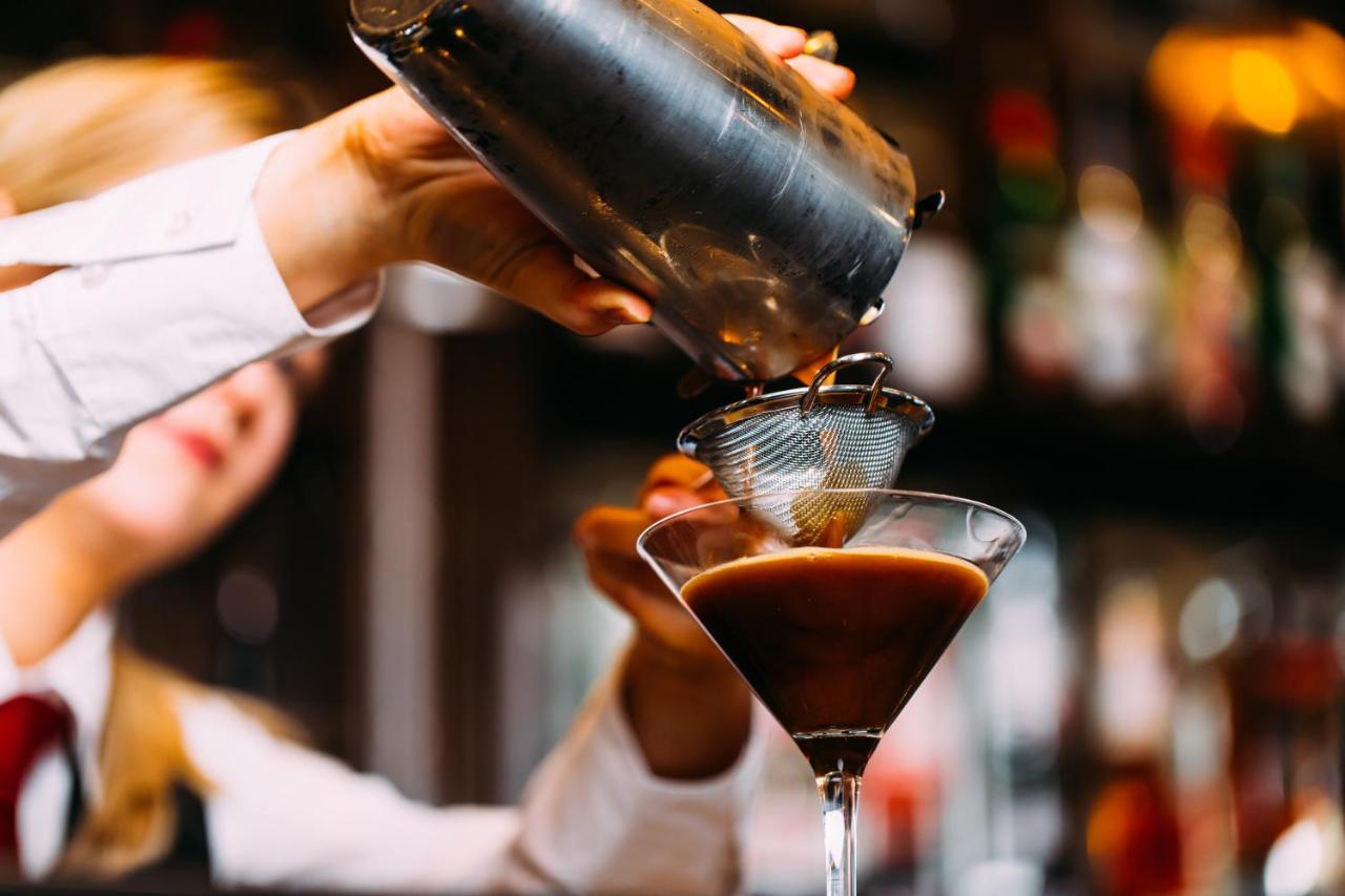 经典英国阿尔马城市酒店 阿马 外观 照片