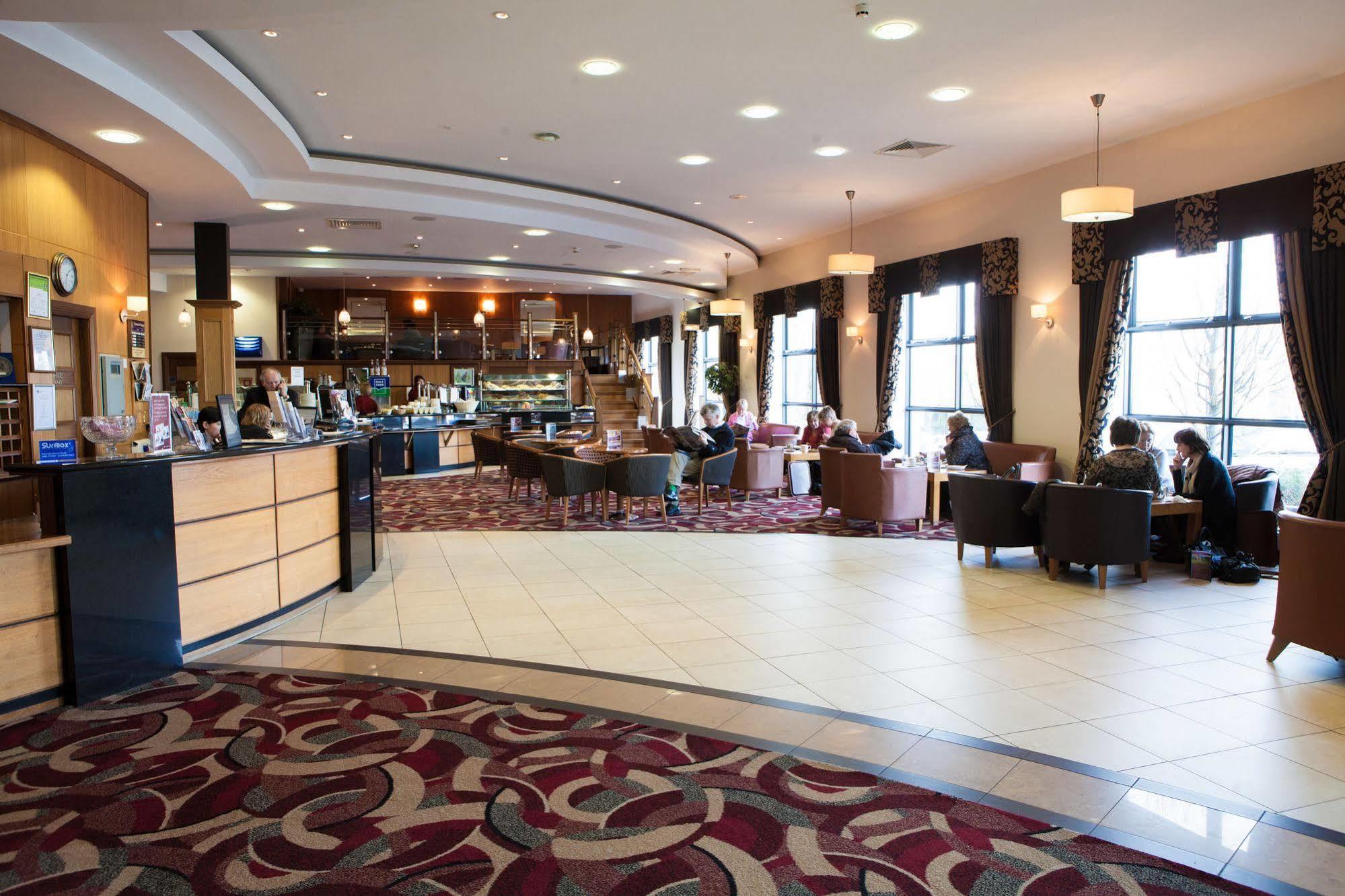 经典英国阿尔马城市酒店 阿马 外观 照片
